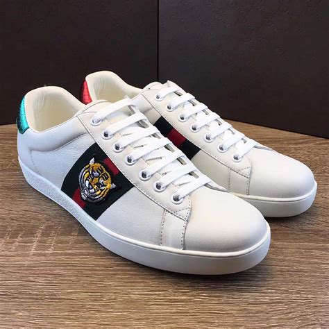 gucci schoenen heren online bestellen|farfetch gucci sneakers.